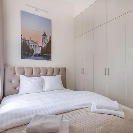 Aparthotel Studioapart23 - Brand New In Center