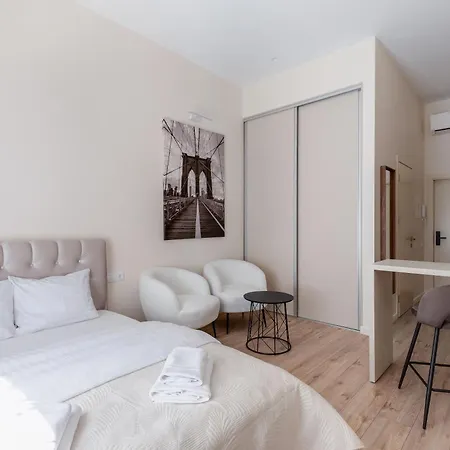 Studioapart23 - Brand New In Center Aparthotel *