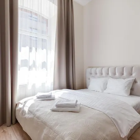Aparthotel Studioapart23 - Brand New In Center *