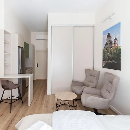 Studioapart23 - Brand New In Center Aparthotel *